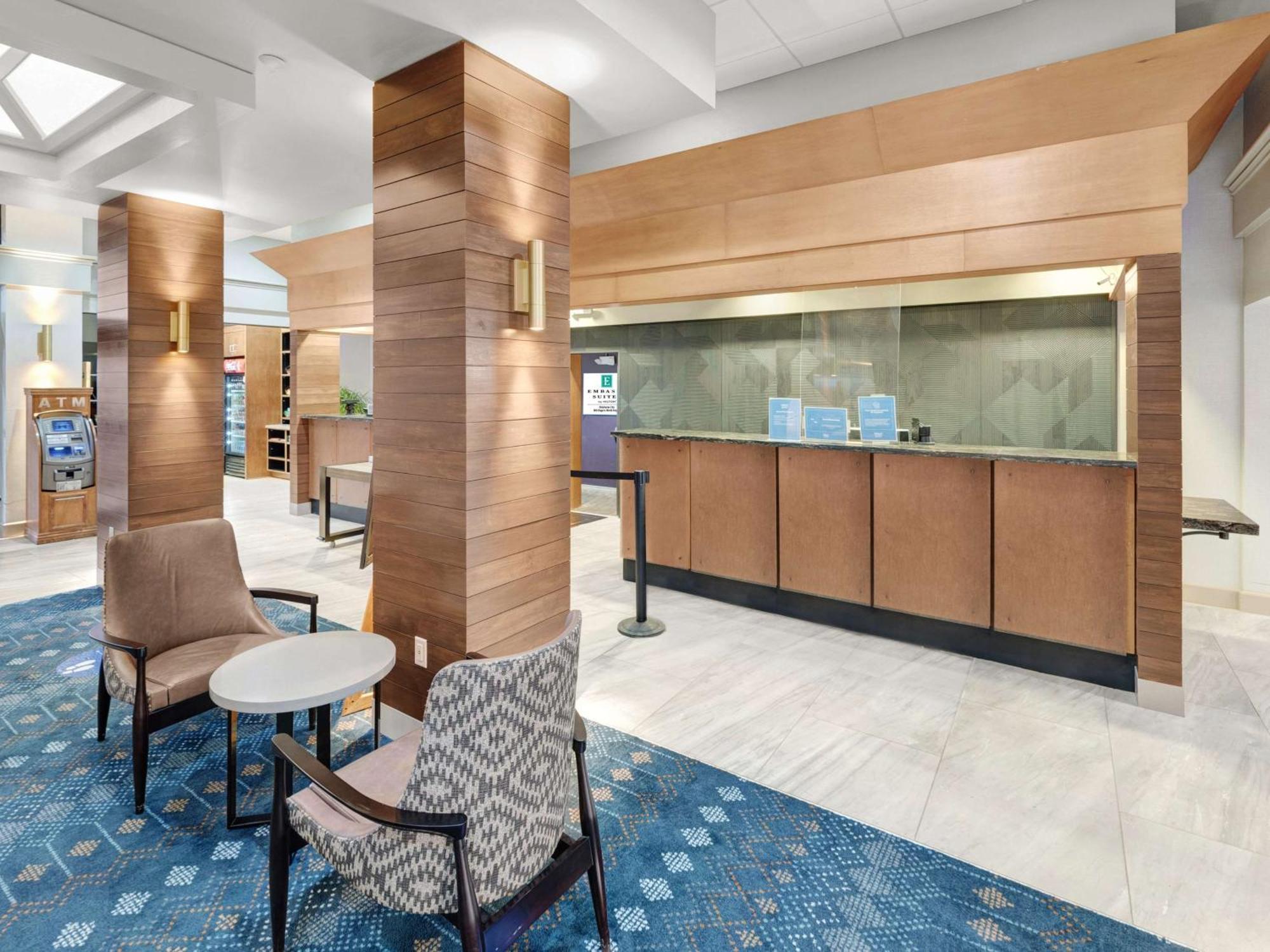 Embassy Suites By Hilton Oklahoma City Will Rogers Airport Exterior foto