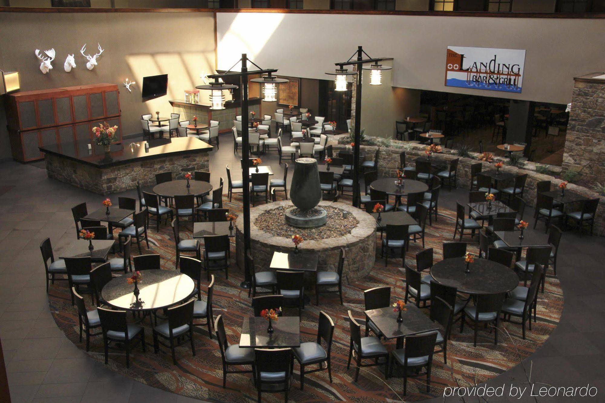 Embassy Suites By Hilton Oklahoma City Will Rogers Airport Exterior foto
